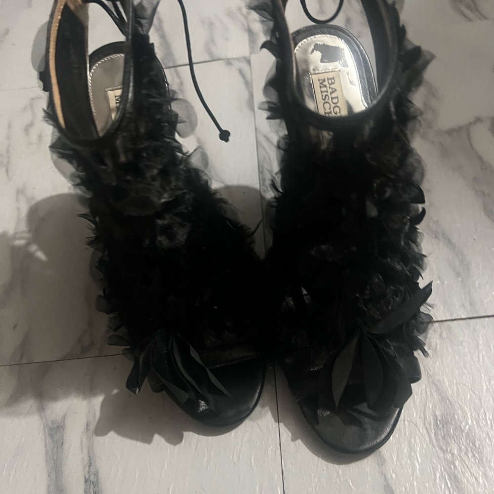 Badgley Mischka Tulle bow, Peep Toe Stiletto Heels! - Picture 3 of 11